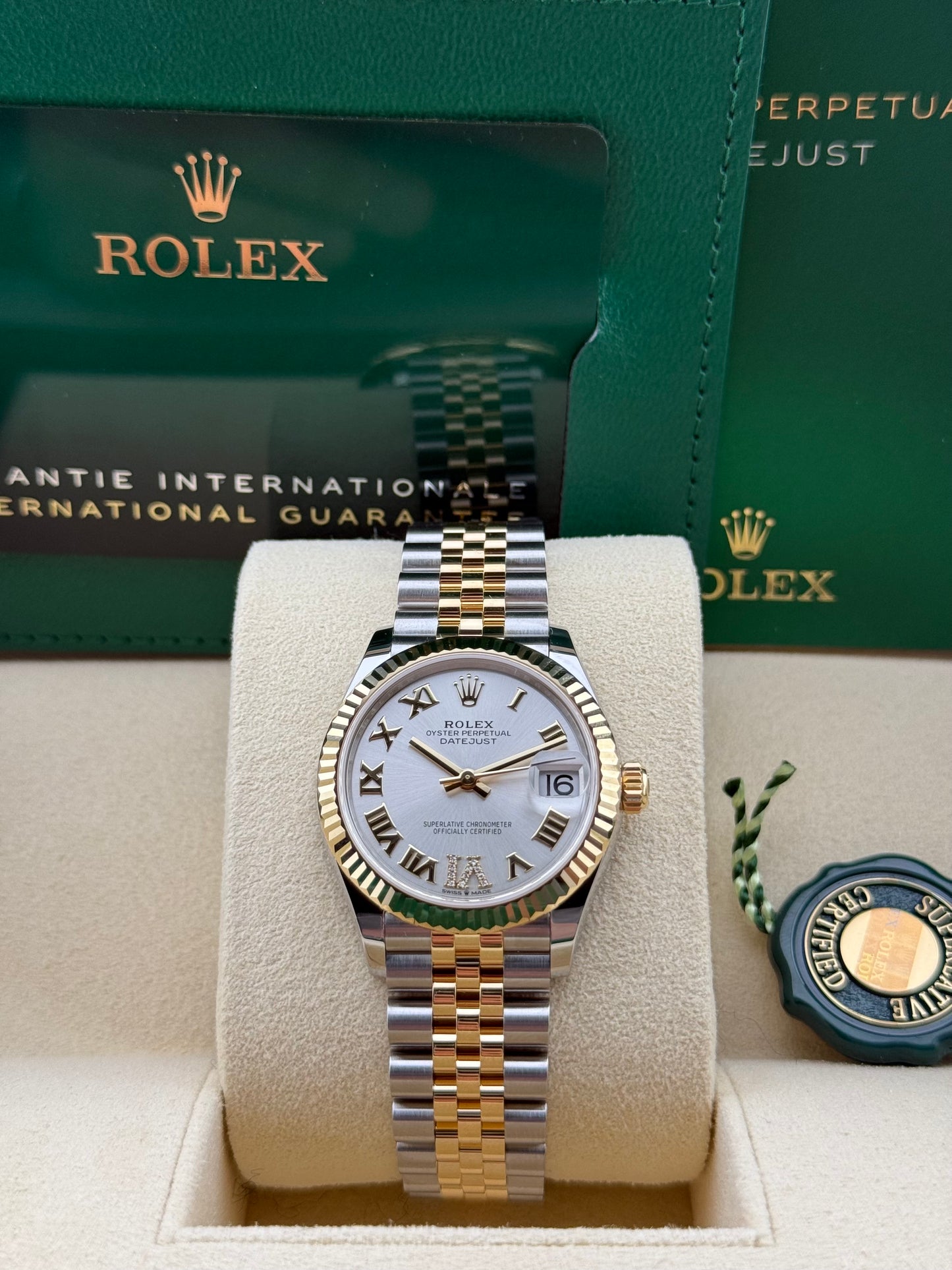 Rolex Datejust 31 Silver VI Diamond Jubilee 278273