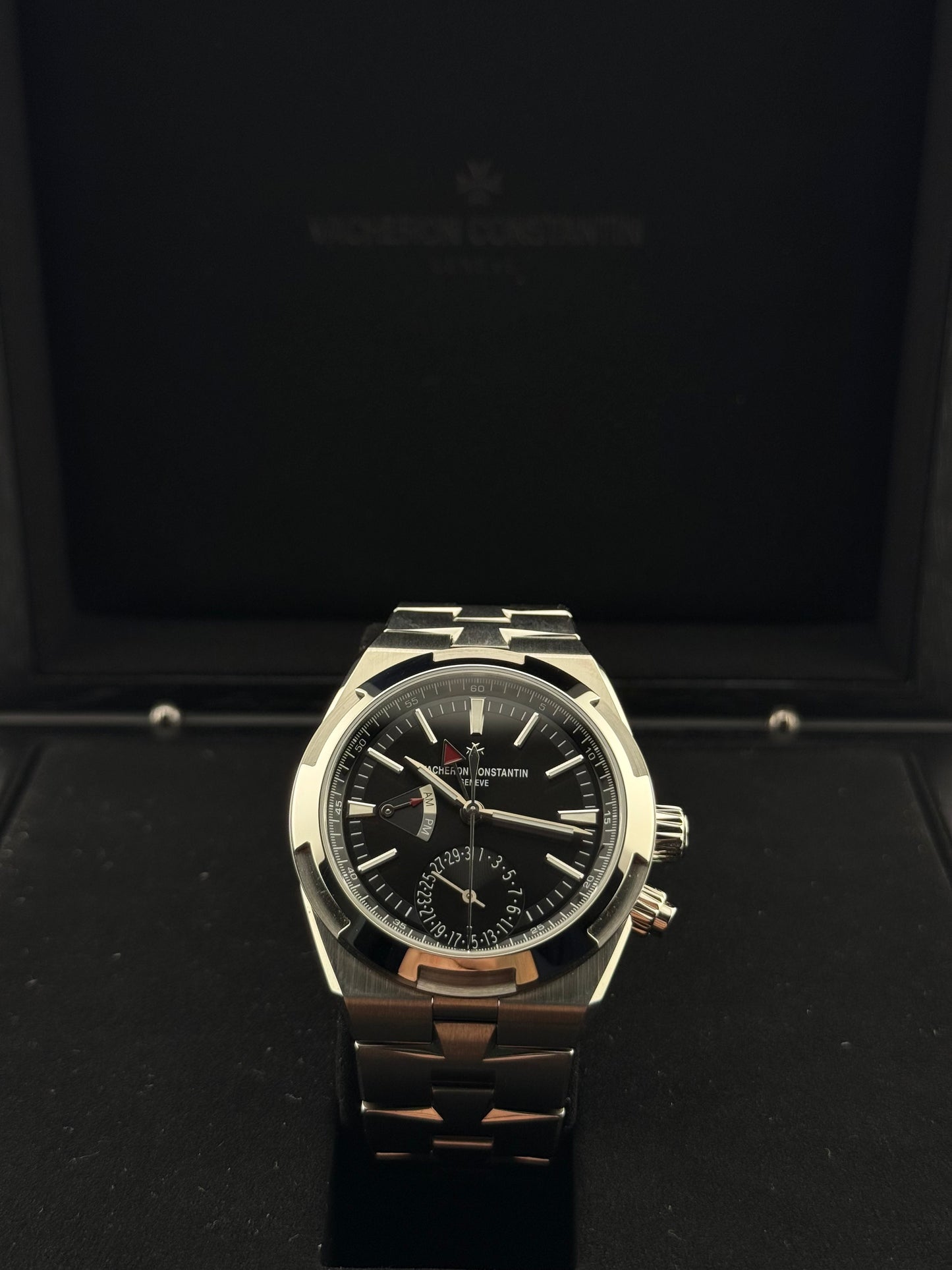 Vacheron Constantin Overseas Dual Time Black Dial 7920V/210A-B546