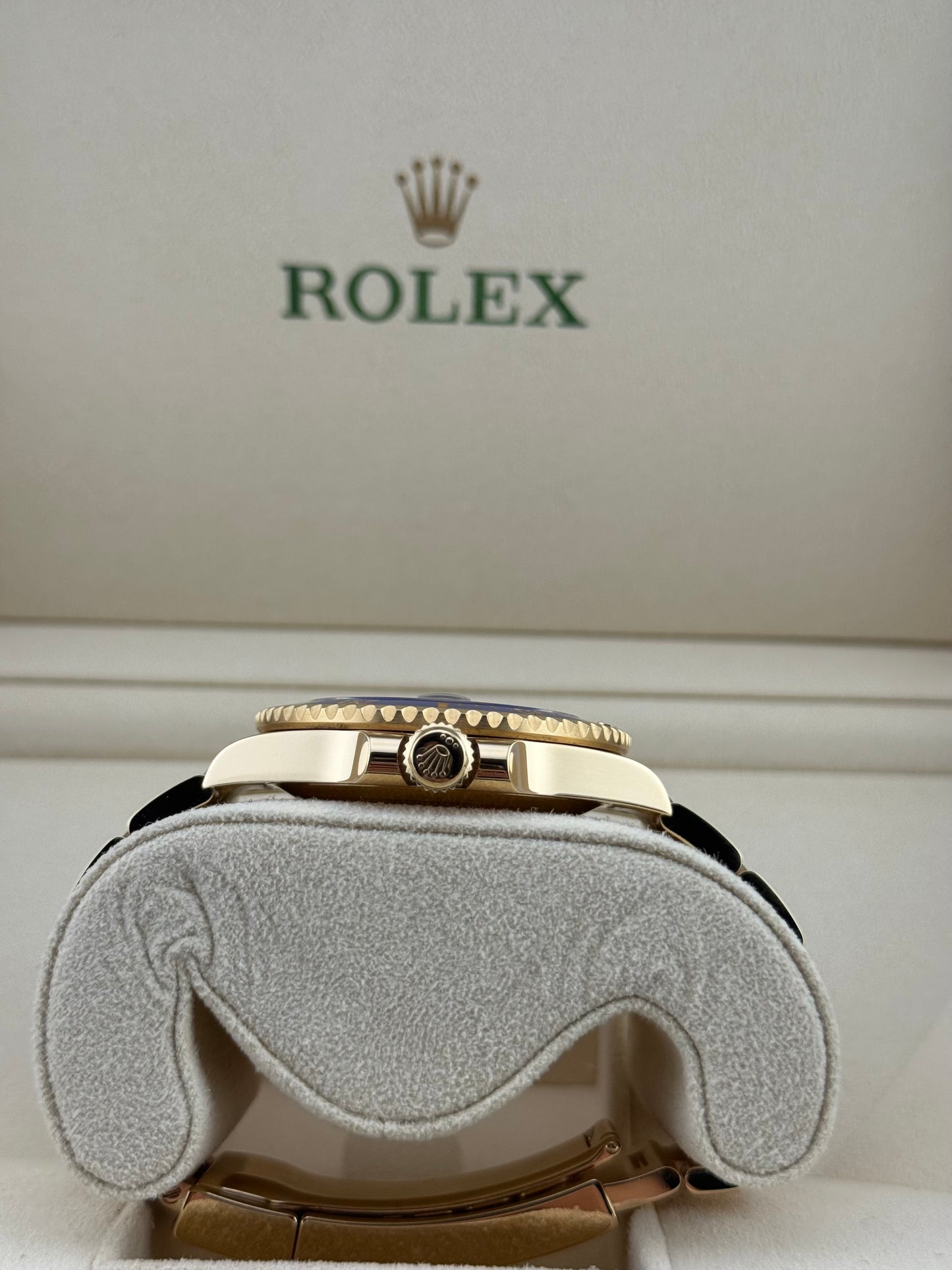 Rolex Submariner Bluesy Yellow Gold 126618LB