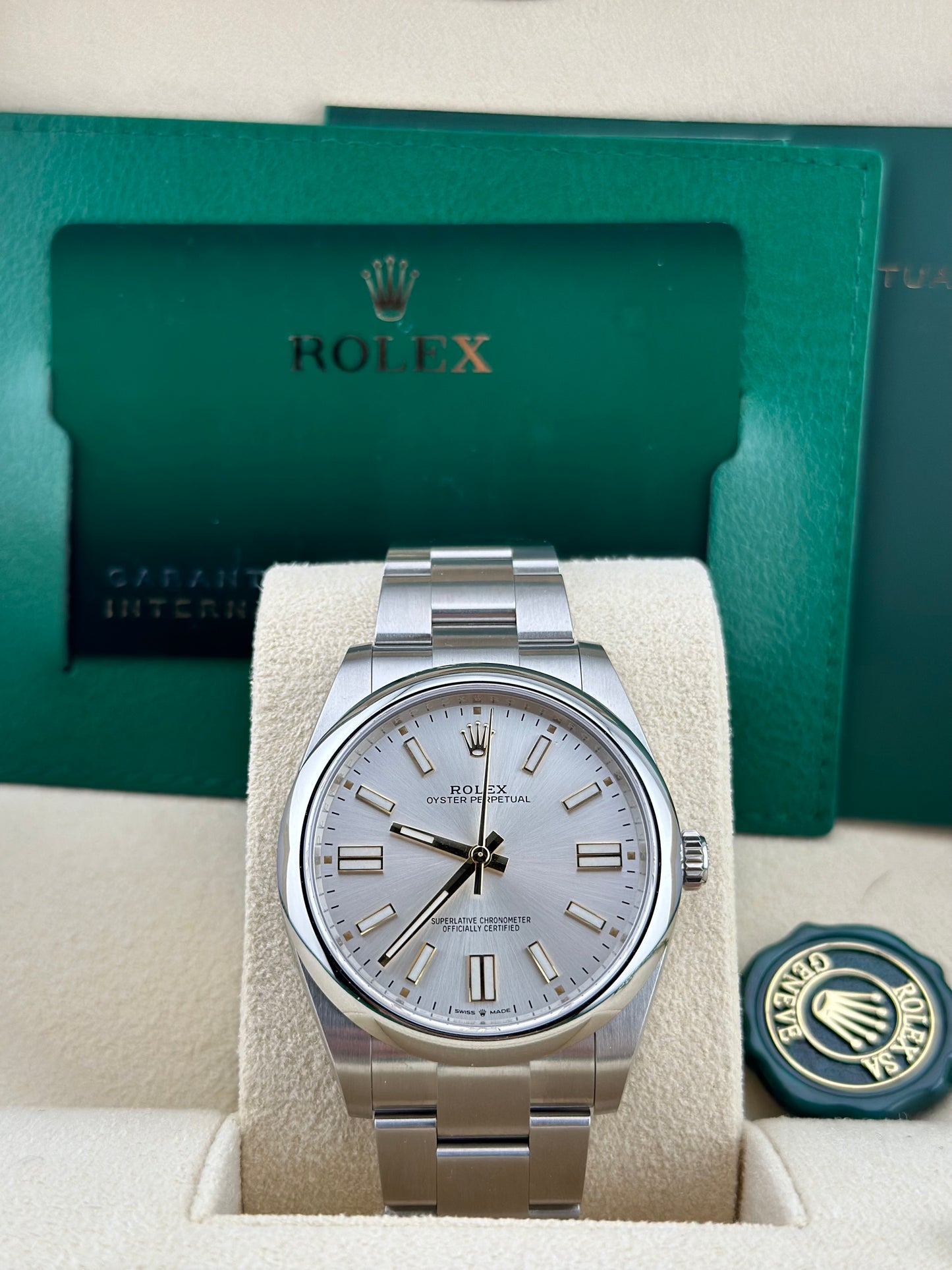 Rolex Oyster Perpetual 41 Silver Dial 124300