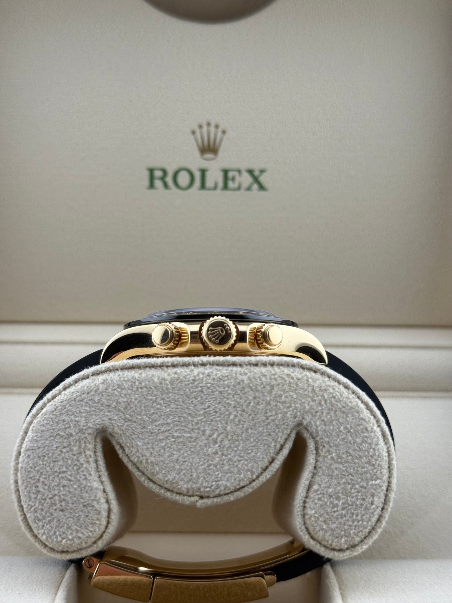 Rolex Daytona Yellow Gold Oysterflex MOP 116518LN