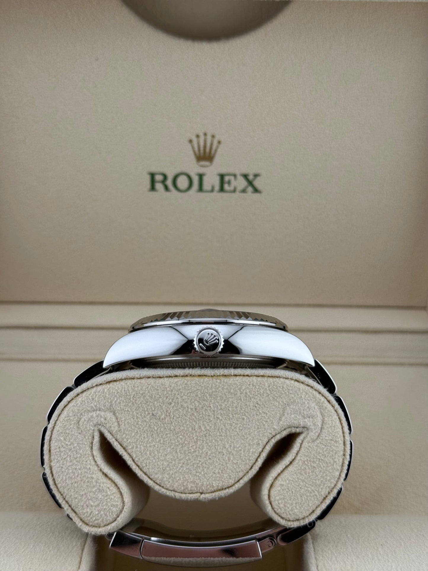 Rolex Sky-Dweller Blue Oyster 326934 [ON HOLD]