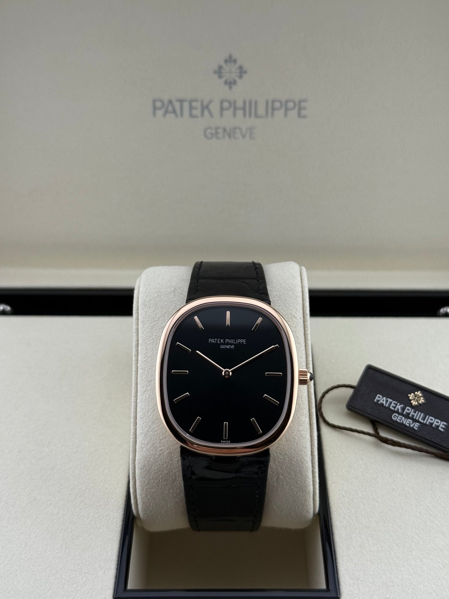 Patek Philippe Golden Ellipse 5738R-001