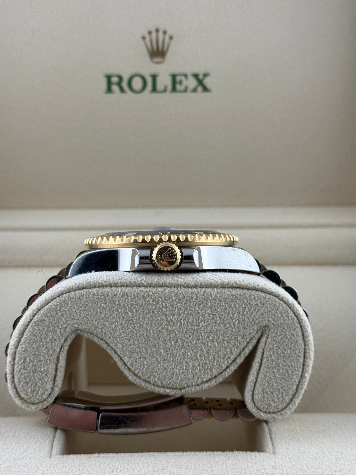 Rolex GMT-Master II Yellow Gold/Stainless steel 126713GRNR