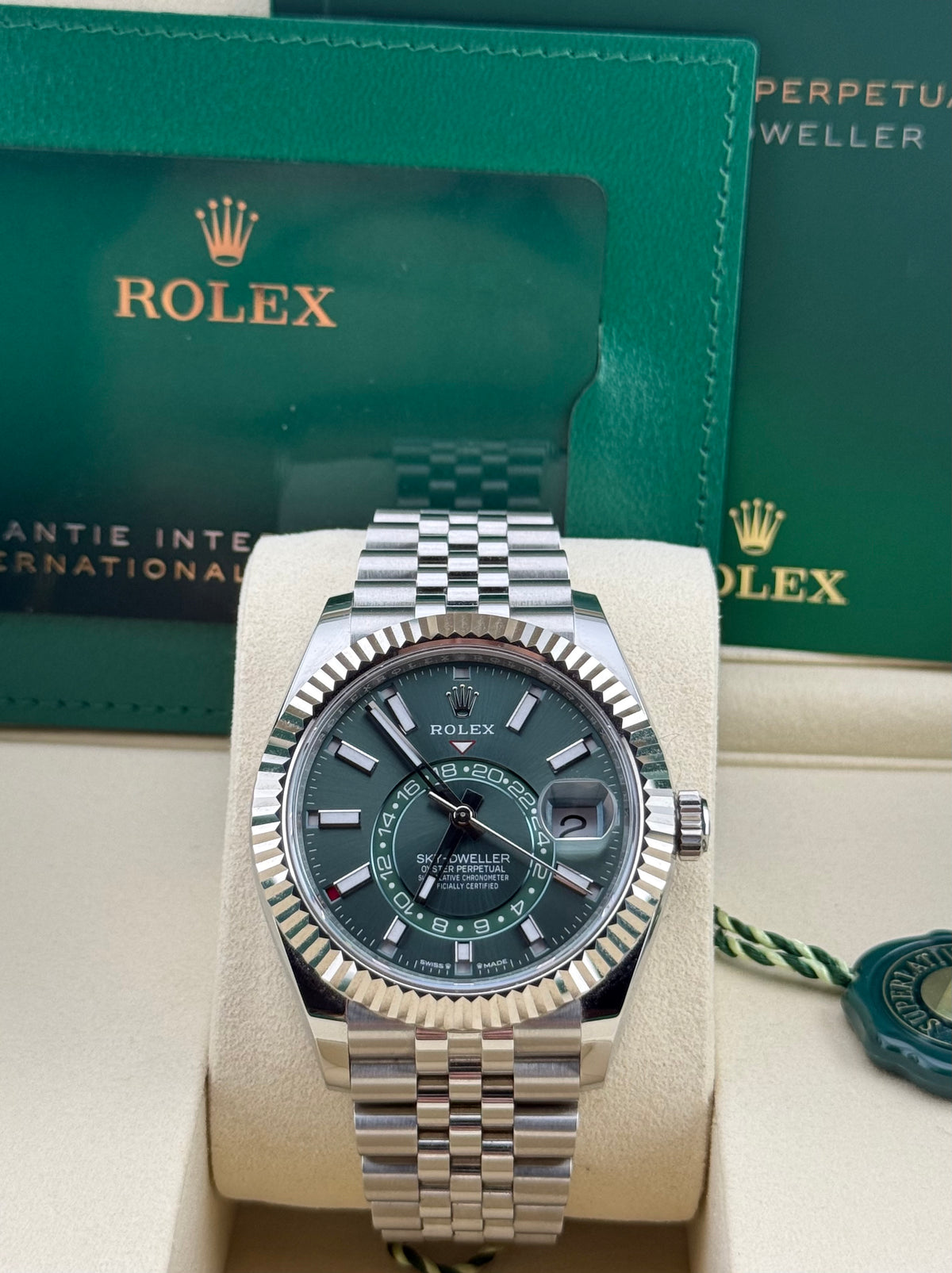 Rolex Sky-Dweller Mint Green Dial Jubilee 336934