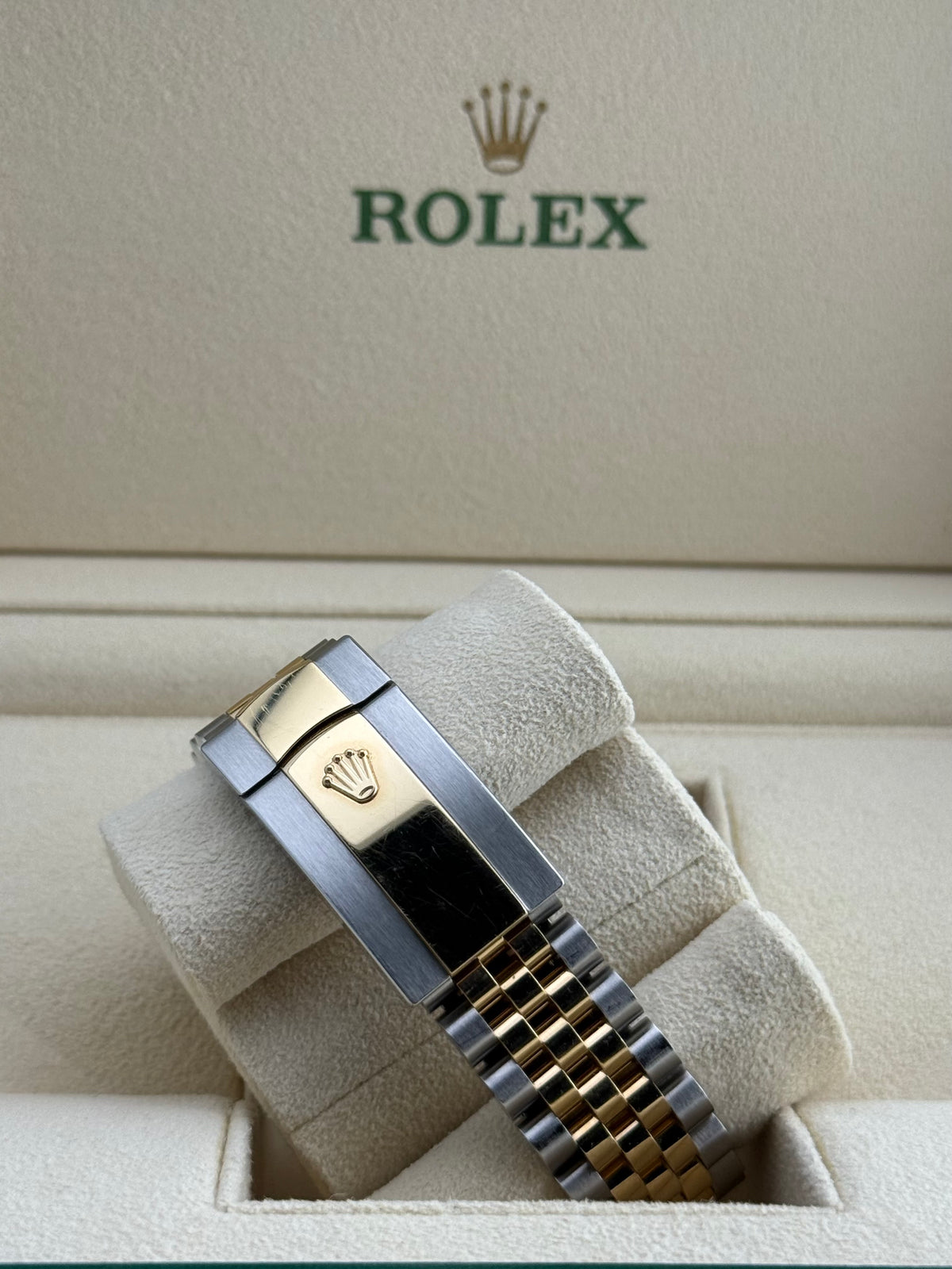 Rolex Datejust 36 Yellow Gold/Steel MOP Jubilee 126233