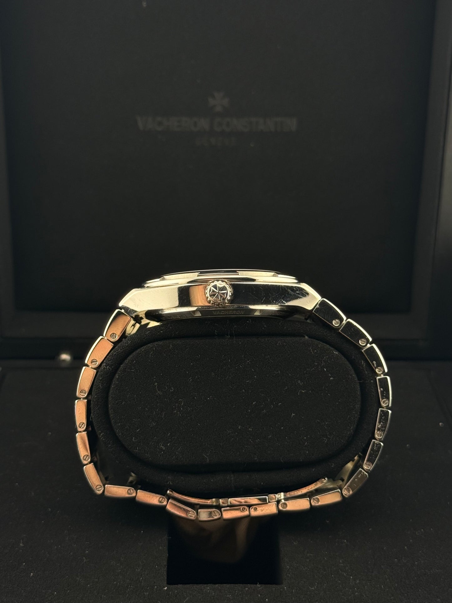 Vacheron Constantin Overseas 41 Blue Dial 4500V/210A-B128