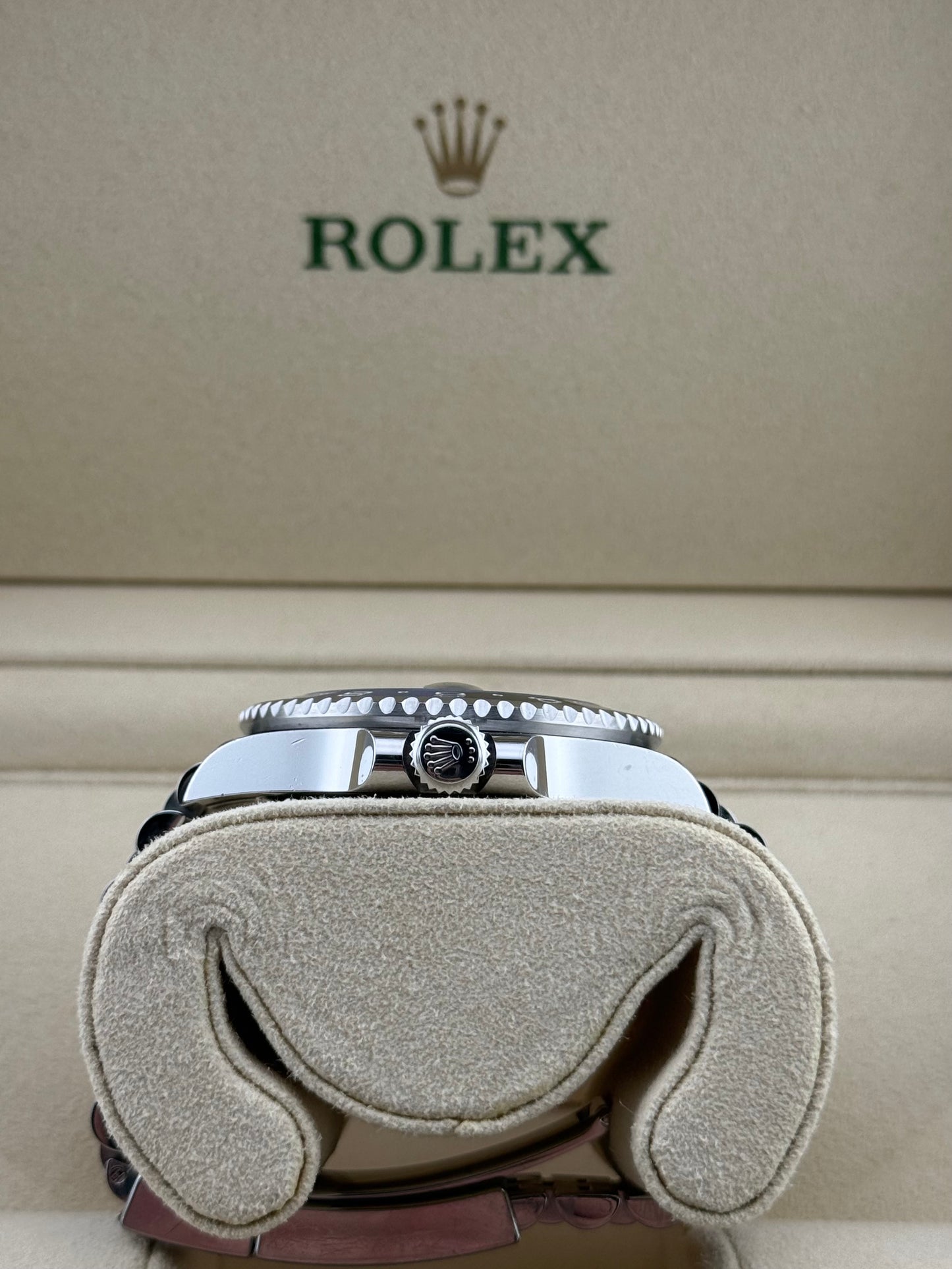 Rolex GMT-Master II “Batgirl” Jubilee 126710BLNR