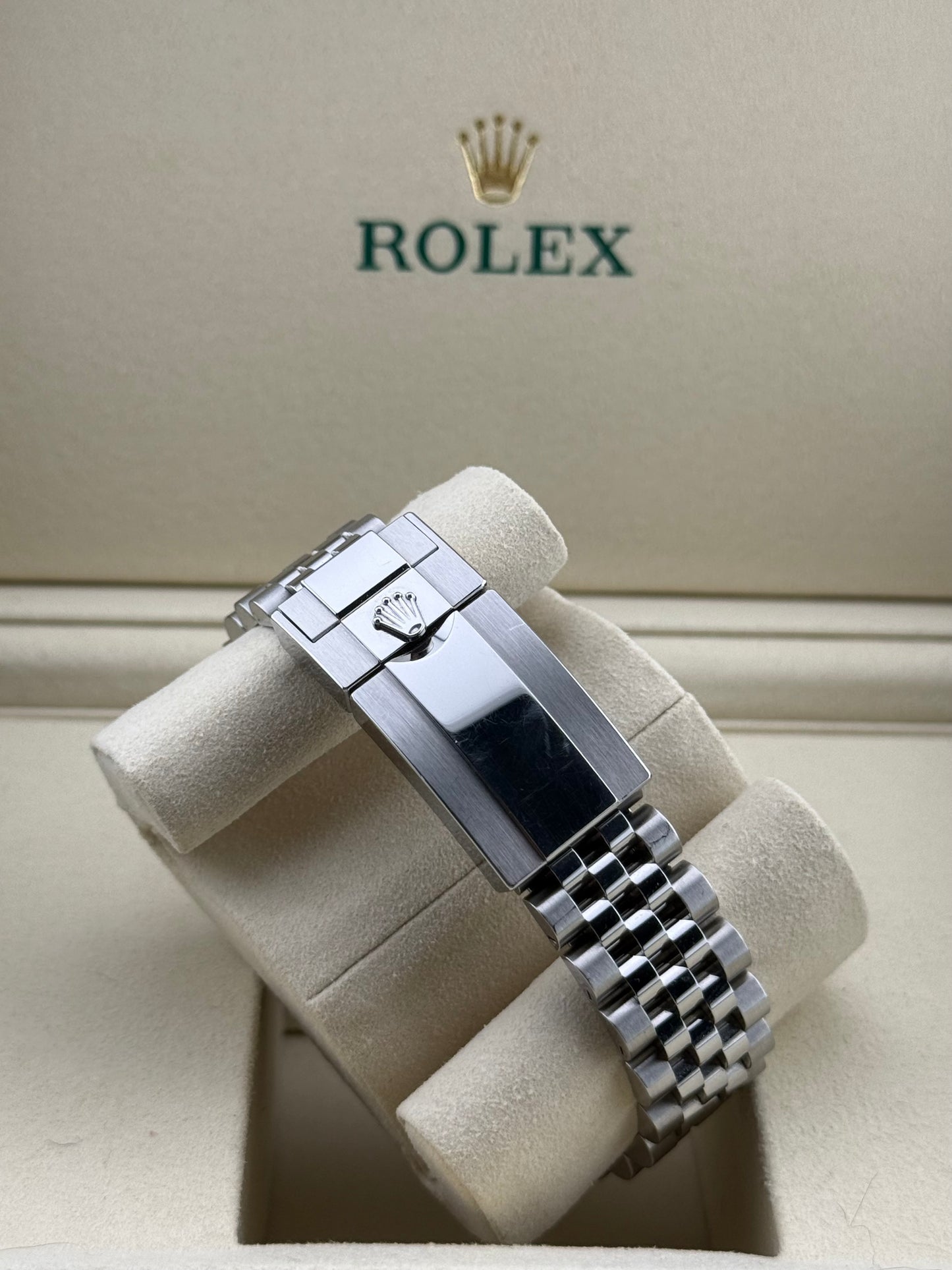 Rolex GMT-Master II “Batgirl” Jubilee 126710BLNR