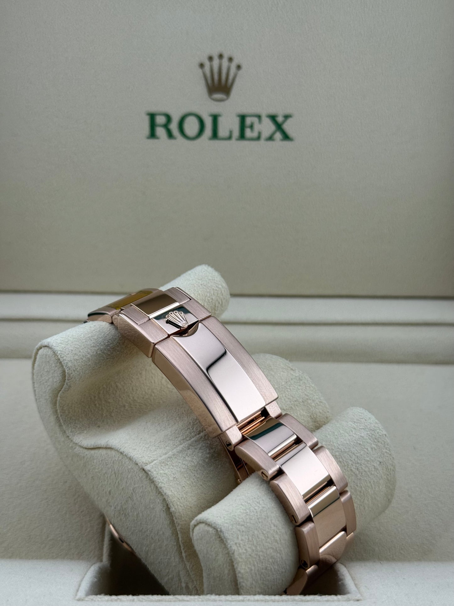 Rolex Daytona Everose Gold Sundust Baguette 116505