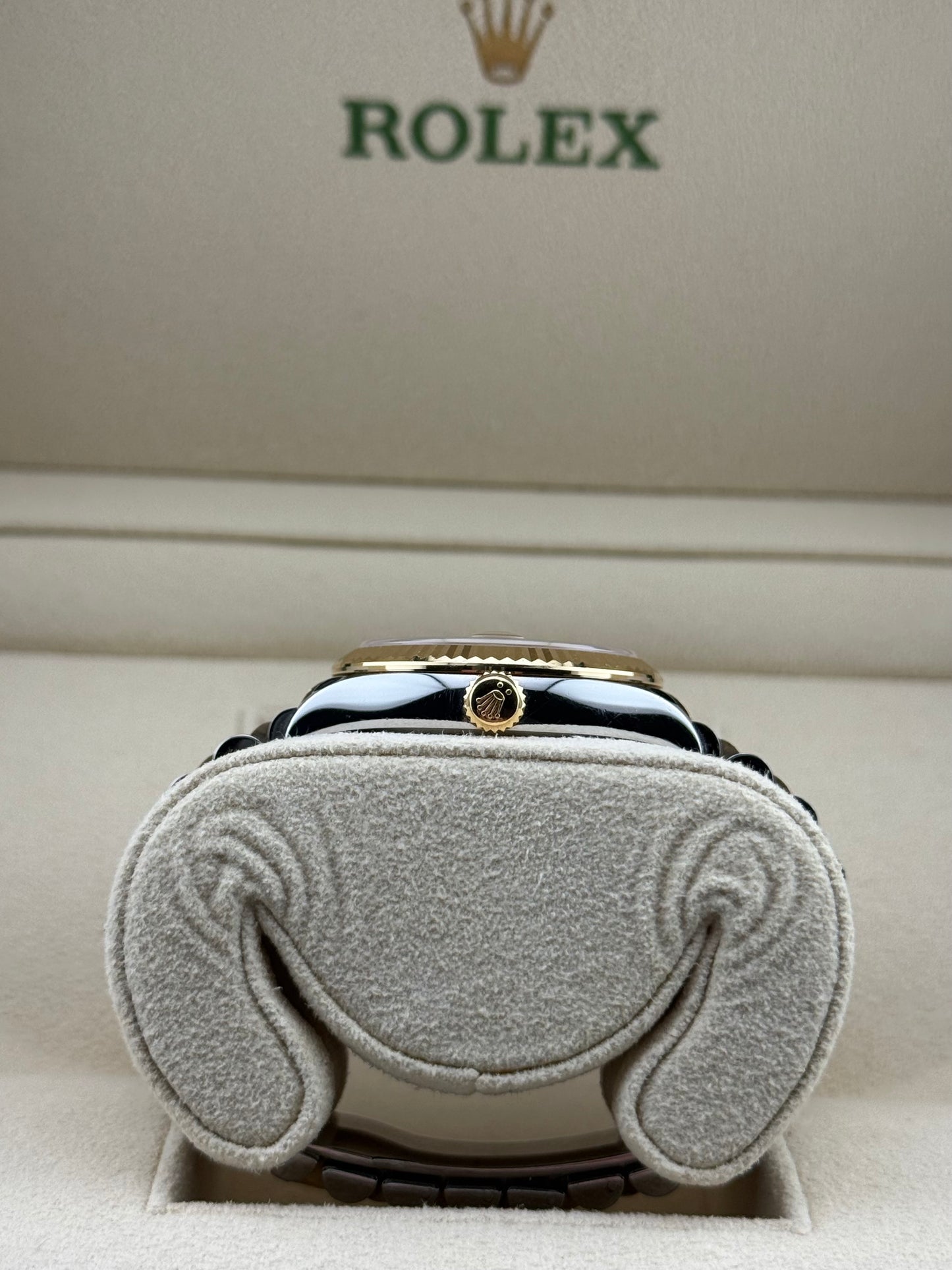 Rolex Datejust 31 Champagne Yellow Gold/Steel Jubilee 278273