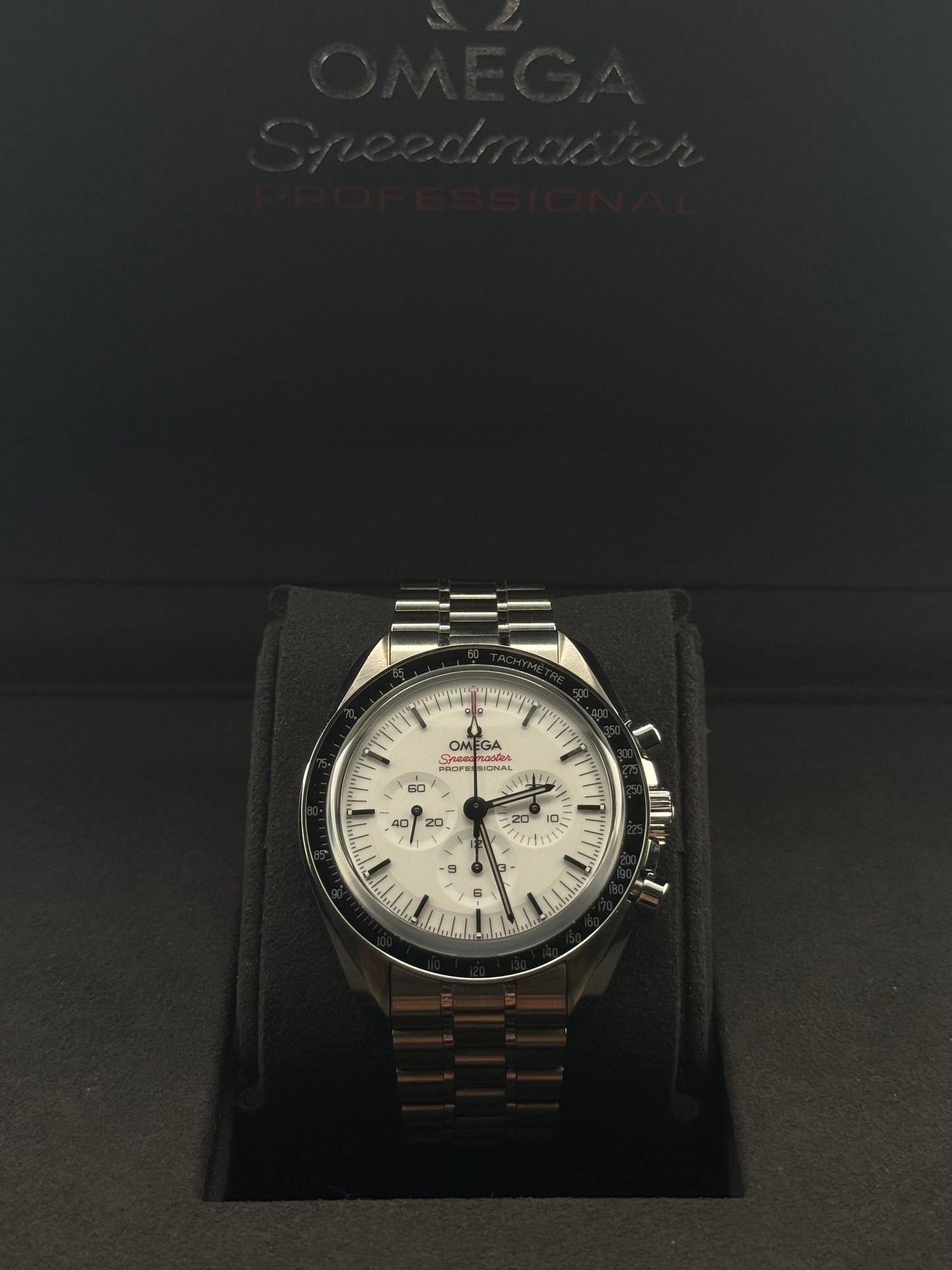 Omega Speedmaster Professional White “Sapphire Sandwich” 310.30.42.50.04.001
