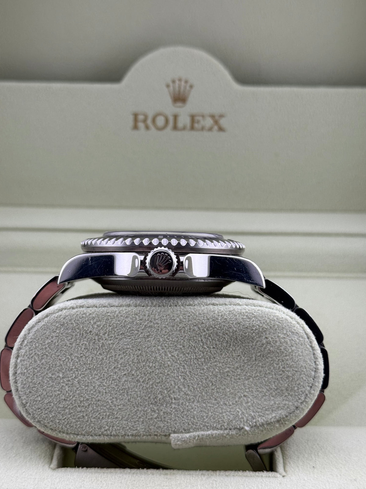 Rolex Seadweller 16600