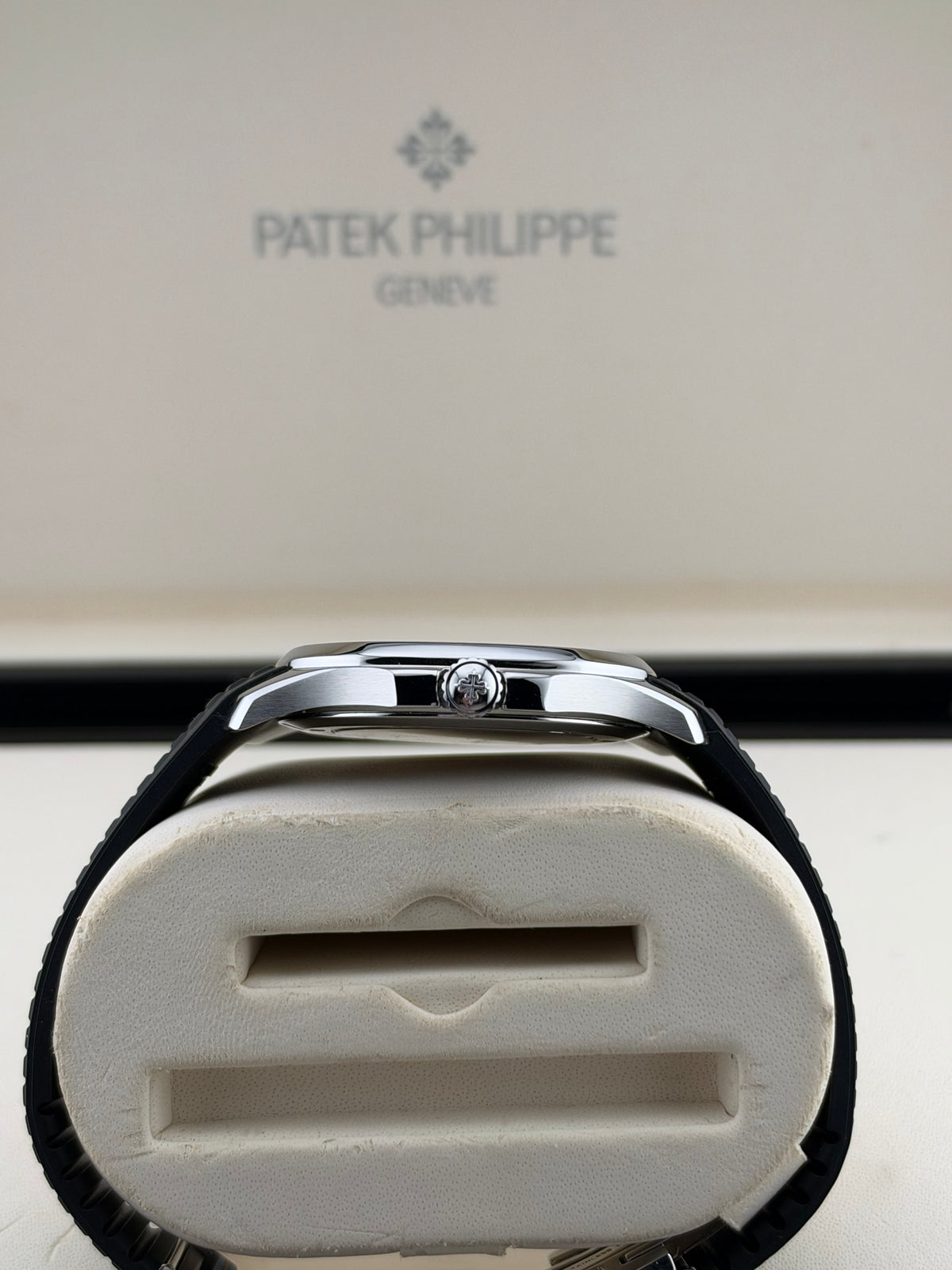 Patek Philippe Aquanaut 5167A-001