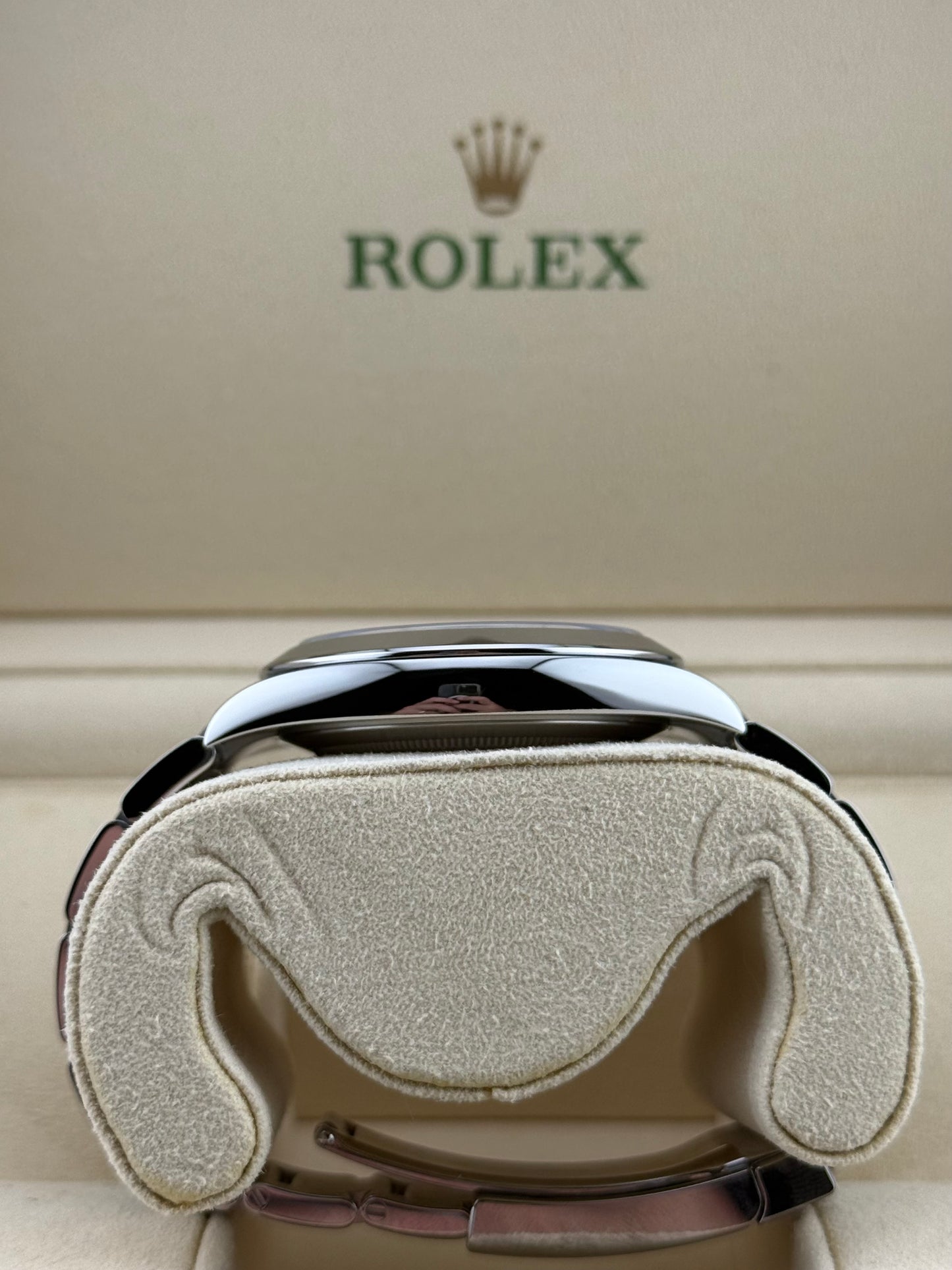 Rolex Datejust 41 Blue Smooth Oyster 126300