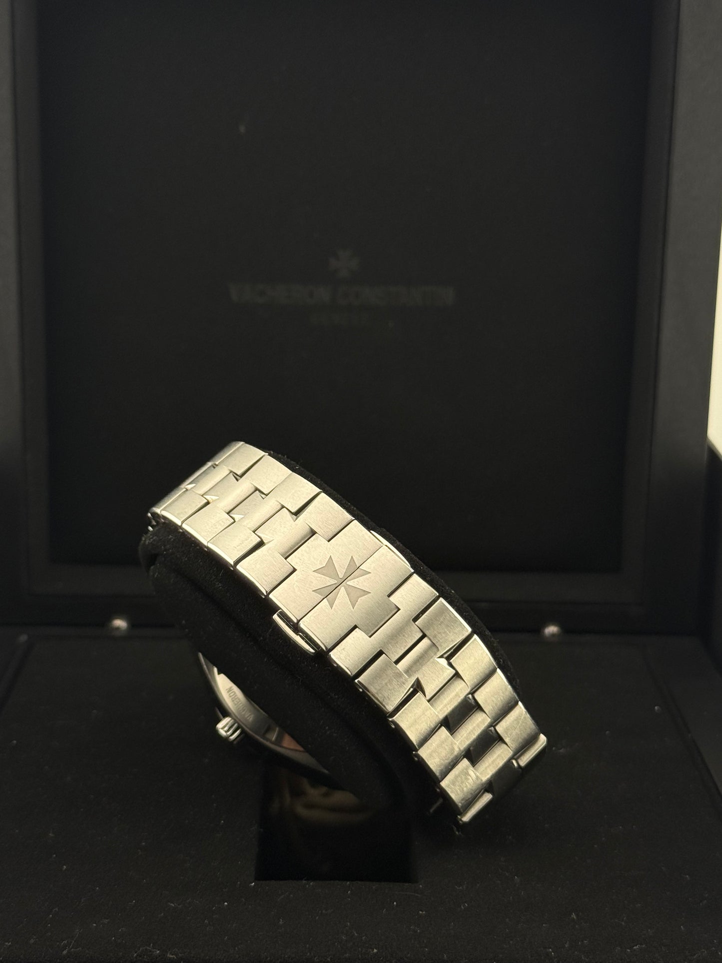 Vacheron Constantin Overseas 41 Blue Dial 4500V/210A-B128