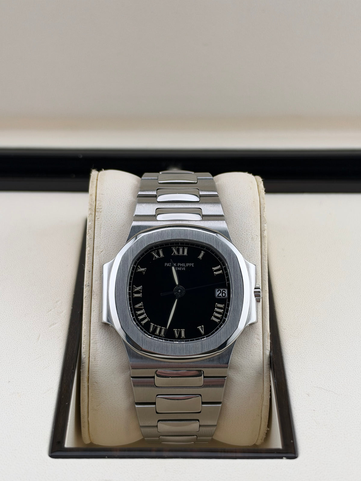 Patek Philippe Nautilus Black Roman 3800/1a