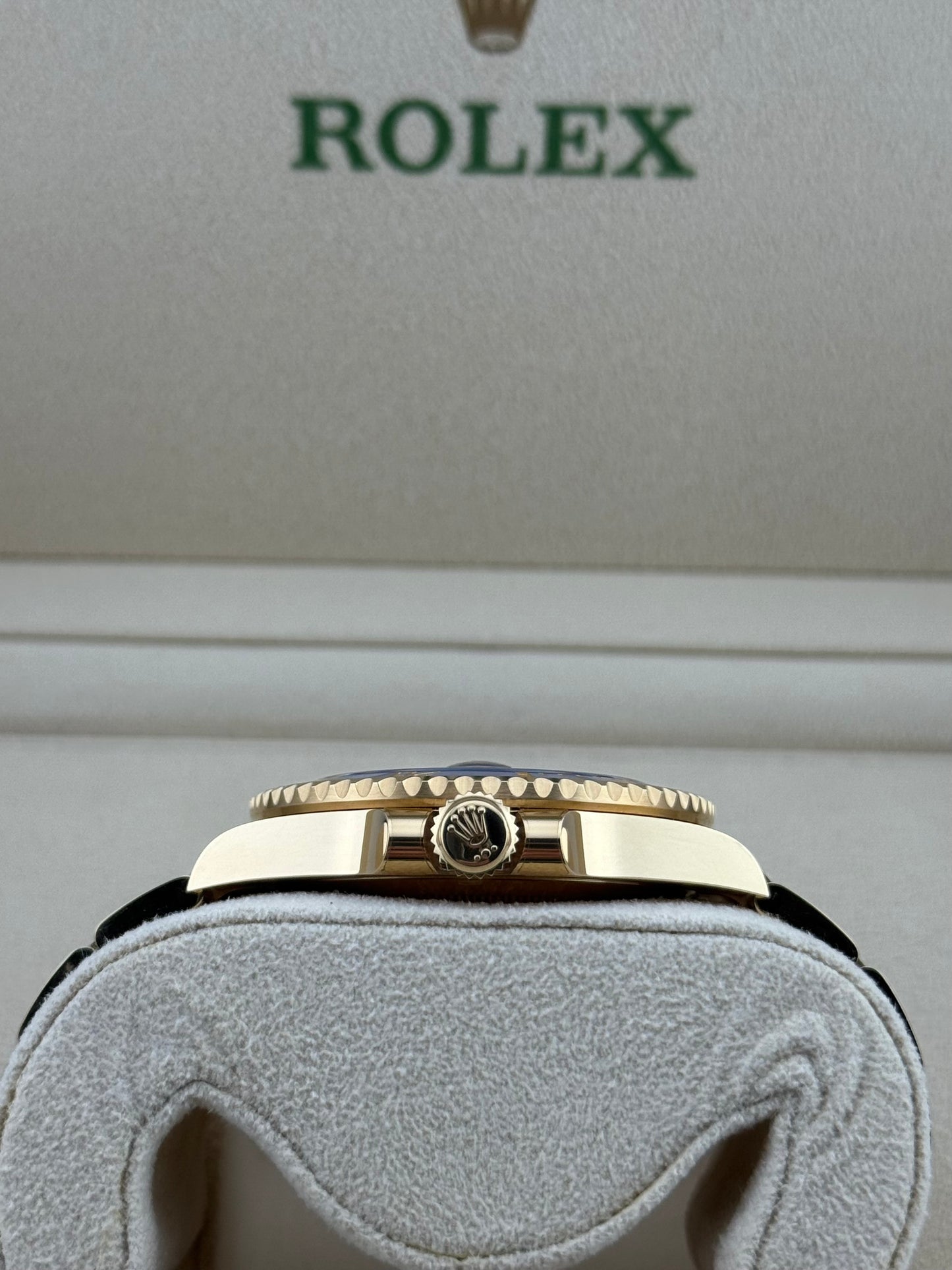 Rolex Submariner Bluesy Yellow Gold 126618LB