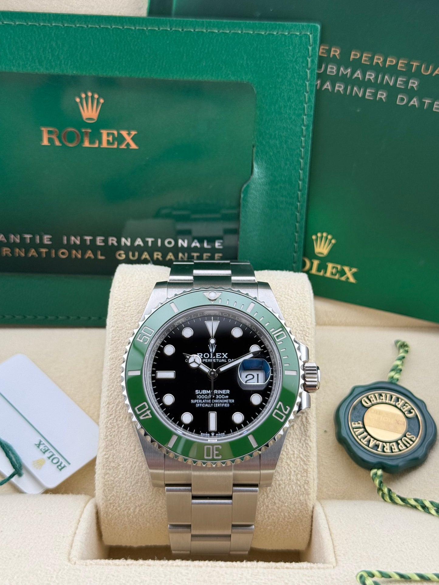 Rolex Submariner 41 Starbucks 126610LV