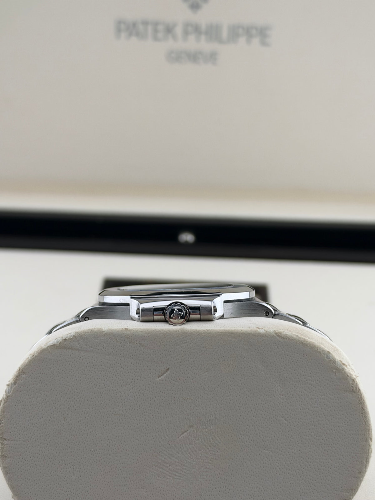 Patek Philippe Nautilus Black Roman 3800/1a