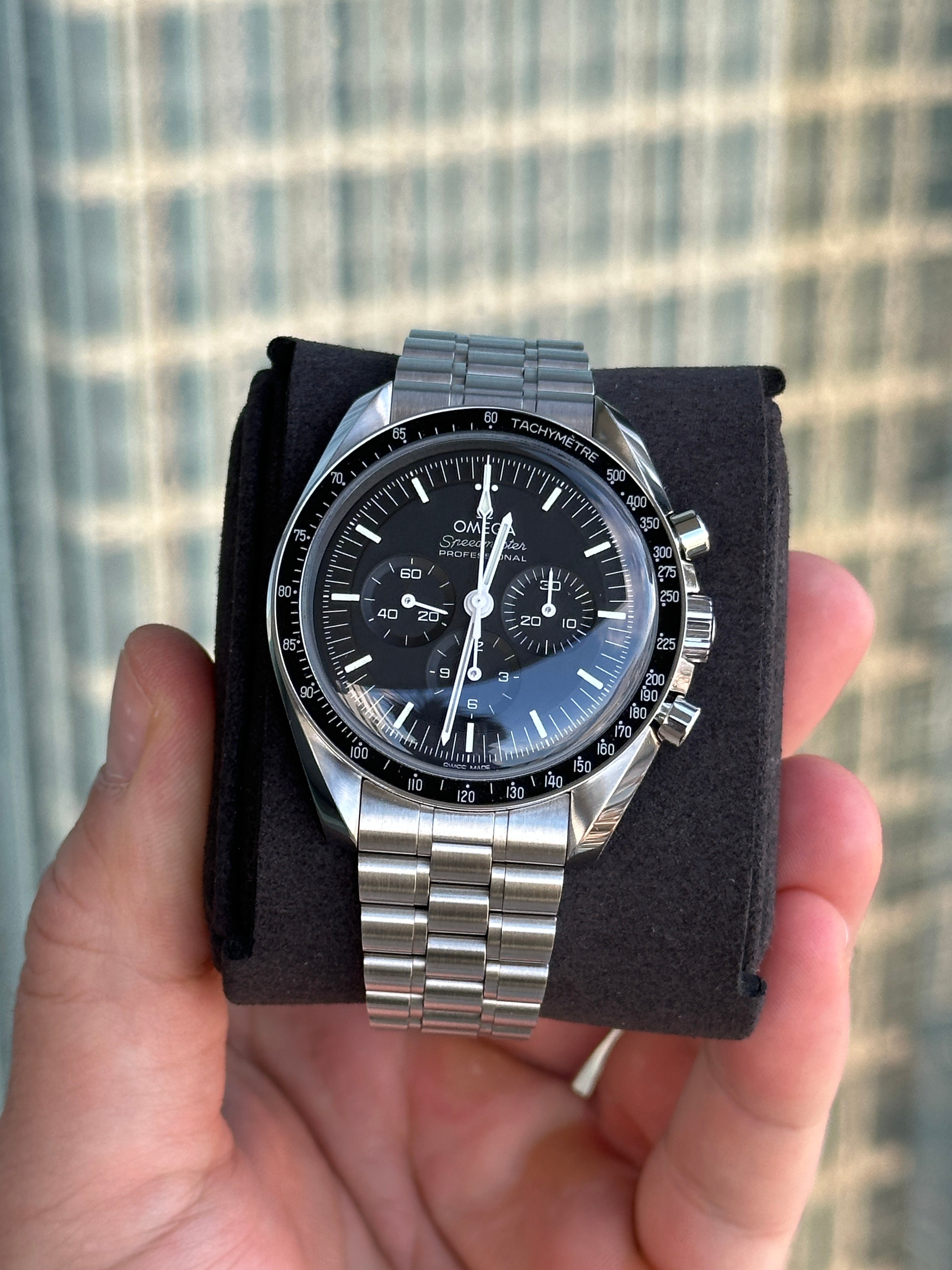 Omega Speedmaster Moonwatch Professional – Watchauren